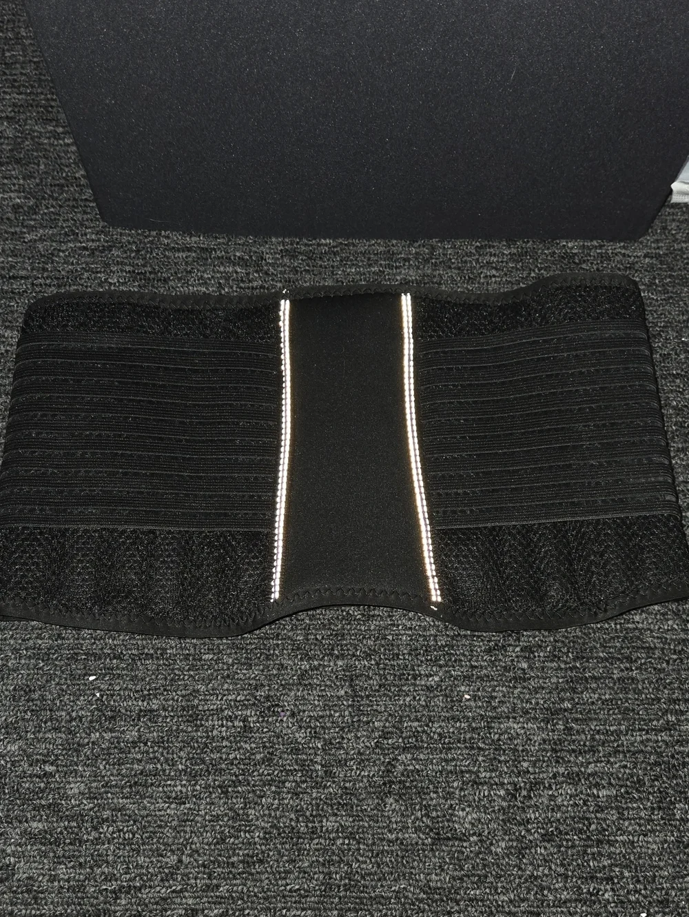 braceup breathable black